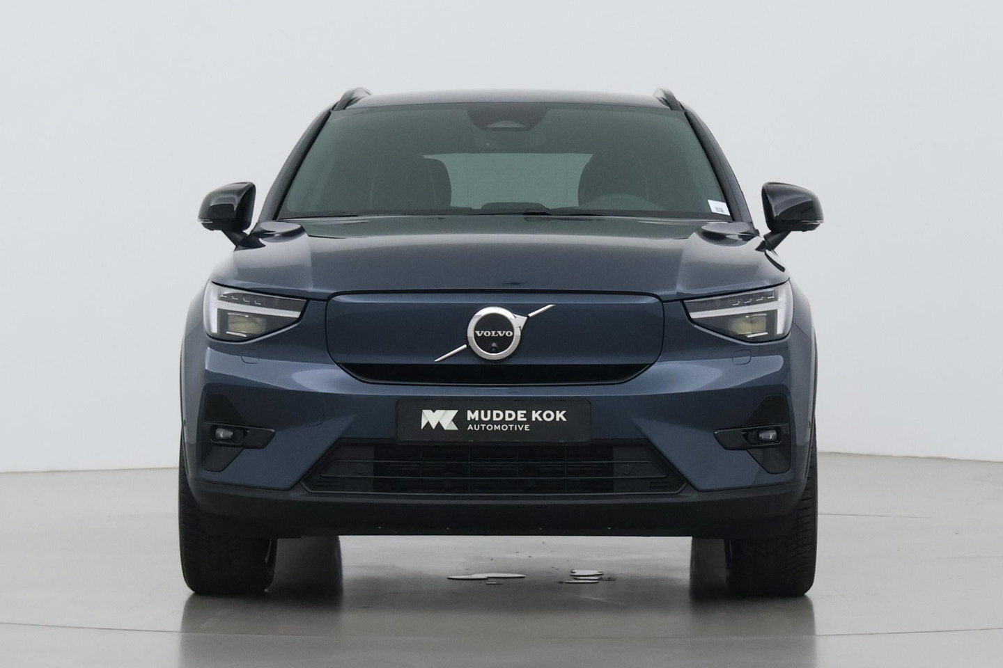 Volvo EX40 Single Motor Extended Range Plus | 82 kWh | Harman/Kardon | Pilot Assist | 360° Camera | Warmtepomp | Stoel+Stuurverwarming | ACC