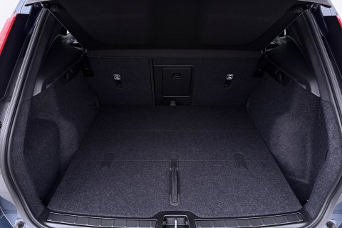 Volvo EX40 Single Motor Extended Range Plus | 82 kWh | Harman/Kardon | Pilot Assist | 360° Camera | Warmtepomp | Stoel+Stuurverwarming | ACC