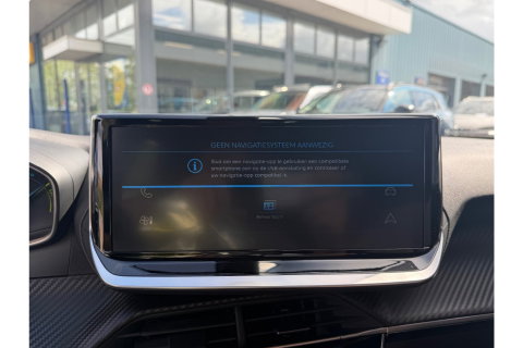 Peugeot 2008 1.2 HYBRIDE 145 STYLE AUTOMAAT CARPLAY PDC AIRCO NAVI