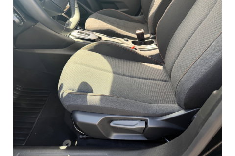 Peugeot 2008 1.2 HYBRIDE 145 STYLE AUTOMAAT CARPLAY PDC AIRCO NAVI