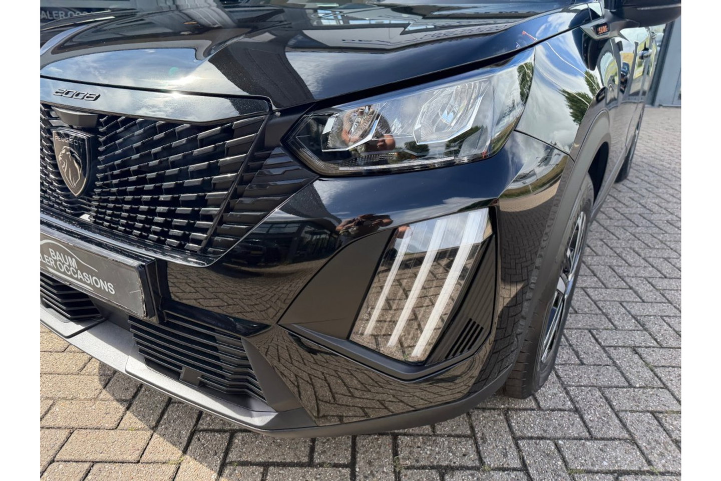Peugeot 2008 1.2 HYBRIDE 145 STYLE AUTOMAAT CARPLAY PDC AIRCO NAVI