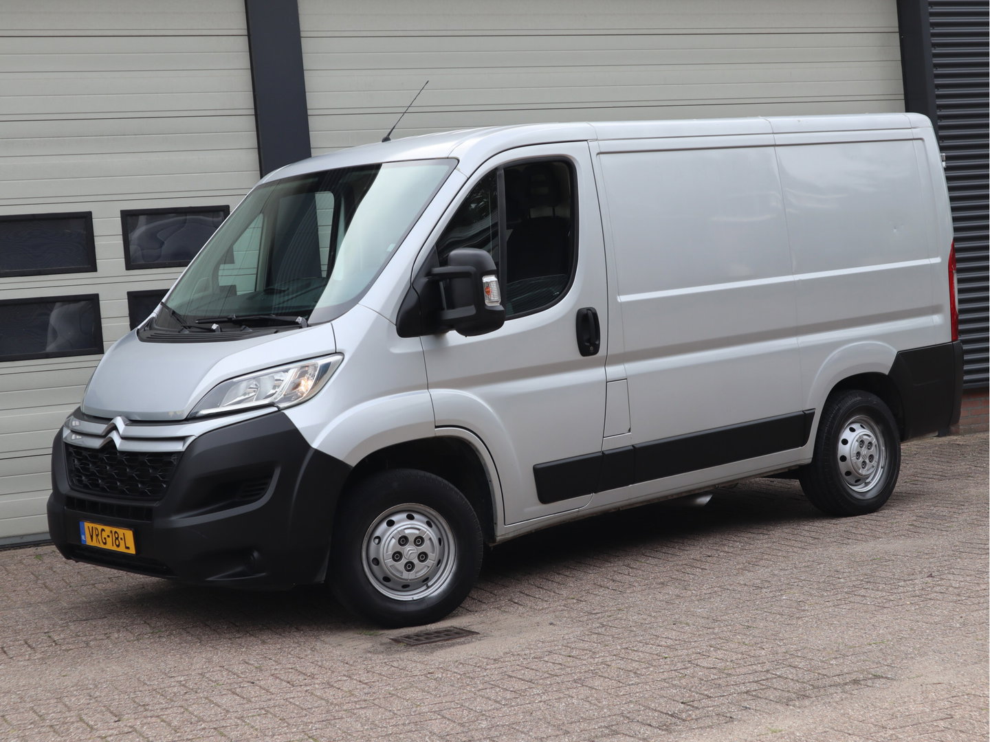 Citroën Jumper 2.0 BlueHDi 111pk Euro 6 - L1H1 - Trekhaak - Airco - Camera