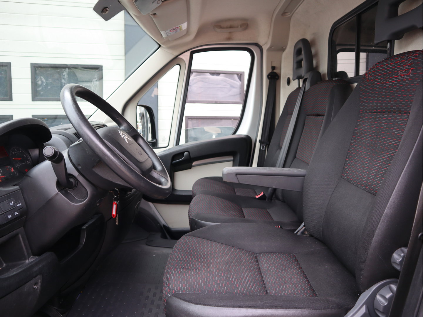 Citroën Jumper 2.0 BlueHDi 111pk Euro 6 - L1H1 - Trekhaak - Airco - Camera