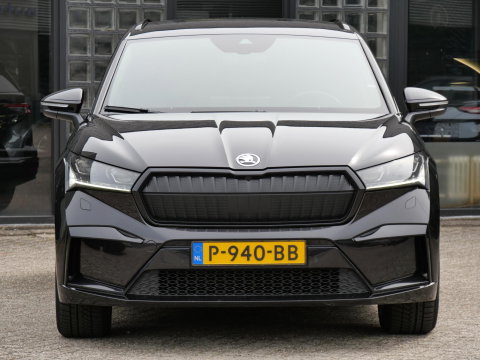 Škoda Enyaq iV 80 SPORTLINE/ MATRIX LED/ CAMERA/ KEYLESS/ SOH 93%