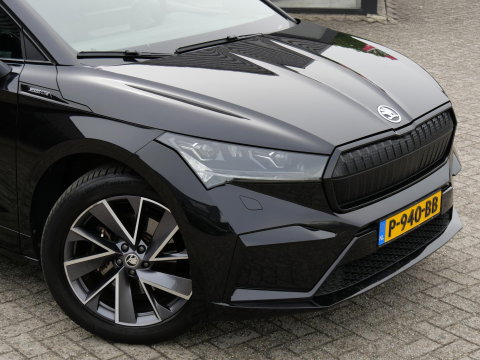 Škoda Enyaq iV 80 SPORTLINE/ MATRIX LED/ CAMERA/ KEYLESS/ SOH 93%