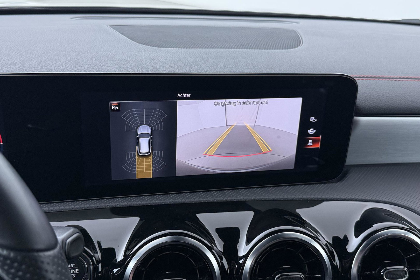 Mercedes-Benz CLA Shooting Brake 250e Business Line | ACC | Stoelverwarming | AMG Line | Rijassistentiepakket | Camera | Navigatie | 18 Inch AMG