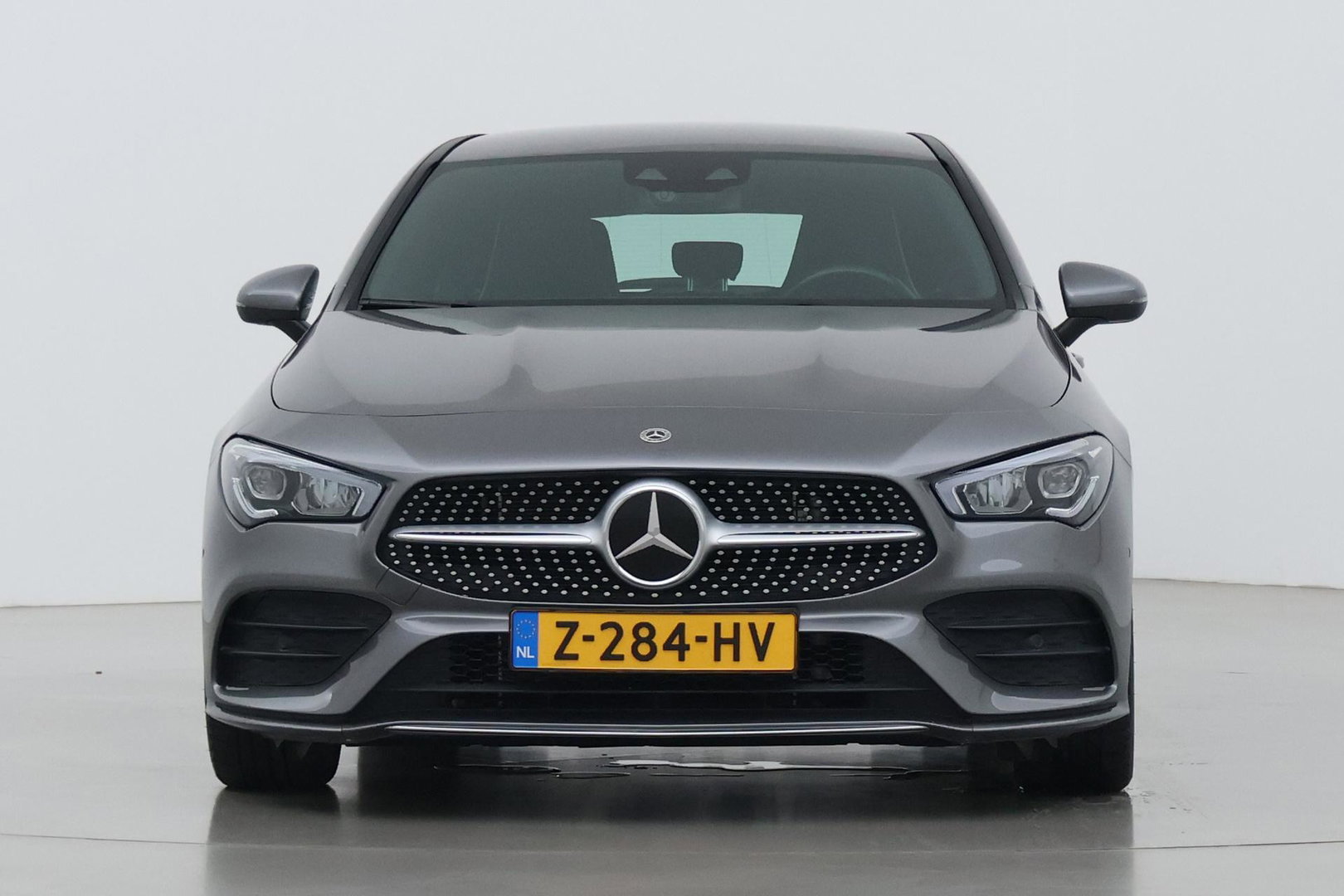 Mercedes-Benz CLA Shooting Brake 250e Business Line | ACC | Stoelverwarming | AMG Line | Rijassistentiepakket | Camera | Navigatie | 18 Inch AMG