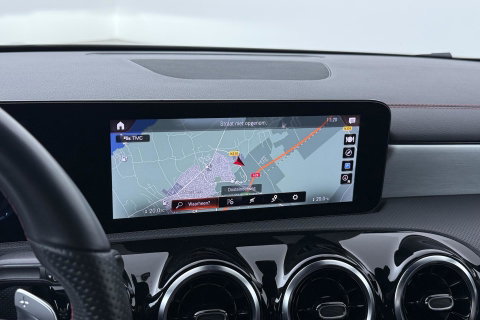 Mercedes-Benz CLA Shooting Brake 250e Business Line | ACC | Stoelverwarming | AMG Line | Rijassistentiepakket | Camera | Navigatie | 18 Inch AMG
