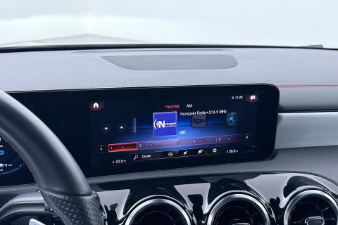 Mercedes-Benz CLA Shooting Brake 250e Business Line | ACC | Stoelverwarming | AMG Line | Rijassistentiepakket | Camera | Navigatie | 18 Inch AMG