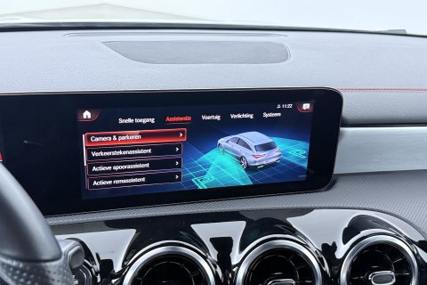 Mercedes-Benz CLA Shooting Brake 250e Business Line | ACC | Stoelverwarming | AMG Line | Rijassistentiepakket | Camera | Navigatie | 18 Inch AMG