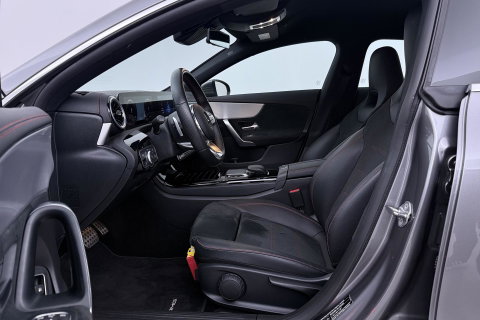 Mercedes-Benz CLA Shooting Brake 250e Business Line | ACC | Stoelverwarming | AMG Line | Rijassistentiepakket | Camera | Navigatie | 18 Inch AMG