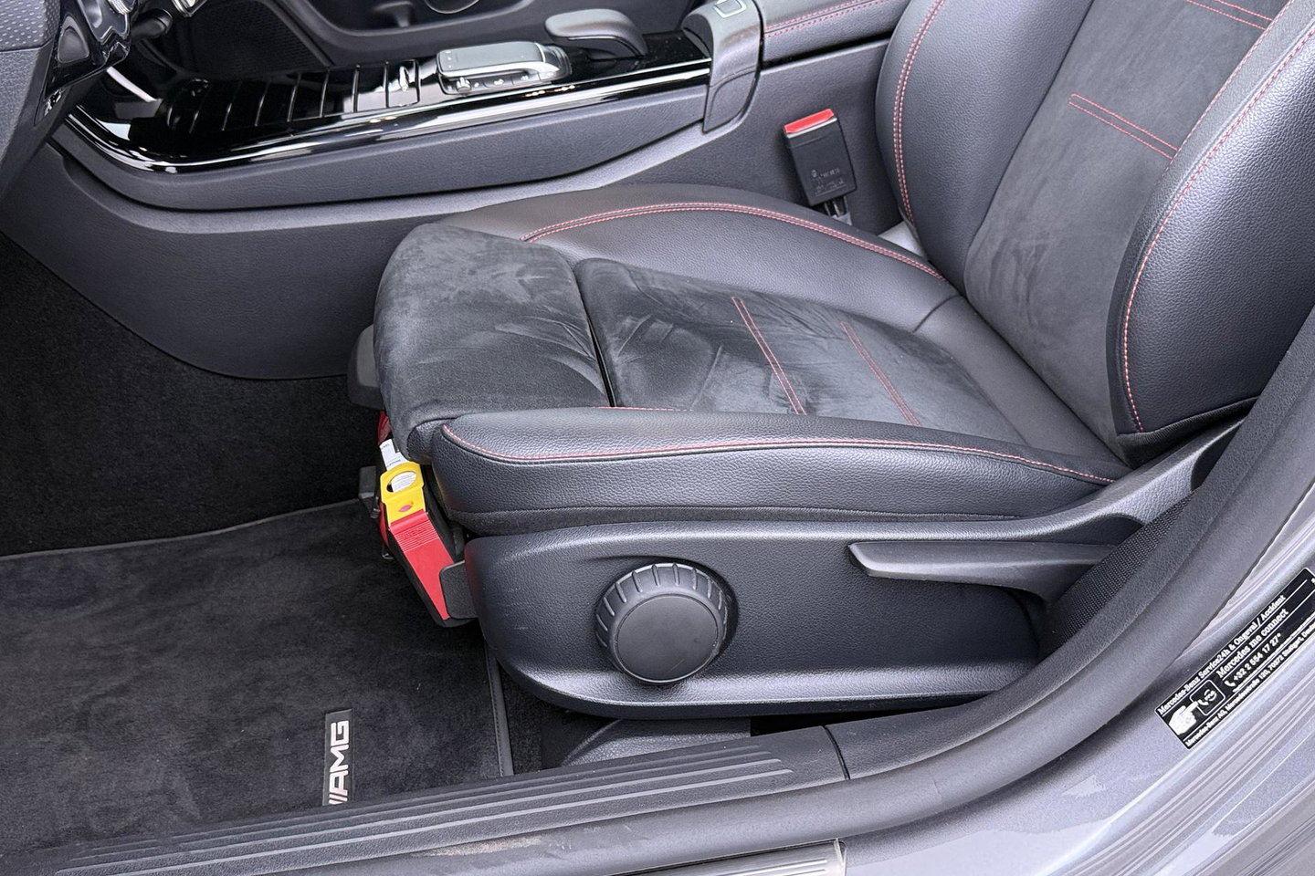 Mercedes-Benz CLA Shooting Brake 250e Business Line | ACC | Stoelverwarming | AMG Line | Rijassistentiepakket | Camera | Navigatie | 18 Inch AMG