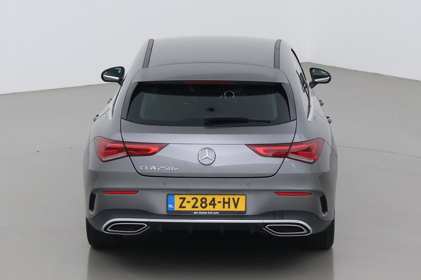 Mercedes-Benz CLA Shooting Brake 250e Business Line | ACC | Stoelverwarming | AMG Line | Rijassistentiepakket | Camera | Navigatie | 18 Inch AMG