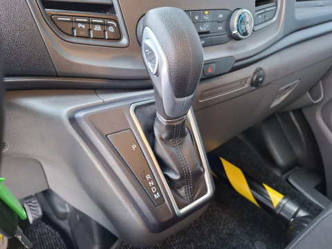 Ford Transit Custom 280 2.0 TDCI L2H1 Trend AUTOMAAT / CRUISE CONTROLE / AIRCO / 3 ZITS