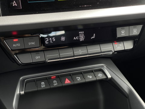 Audi A3 Sportback 30 TFSI Advanced edition | Apple Carplay | LED | Adaptieve Cruise Control | Camera | DAB+ | Navigatie | Airconditioning |