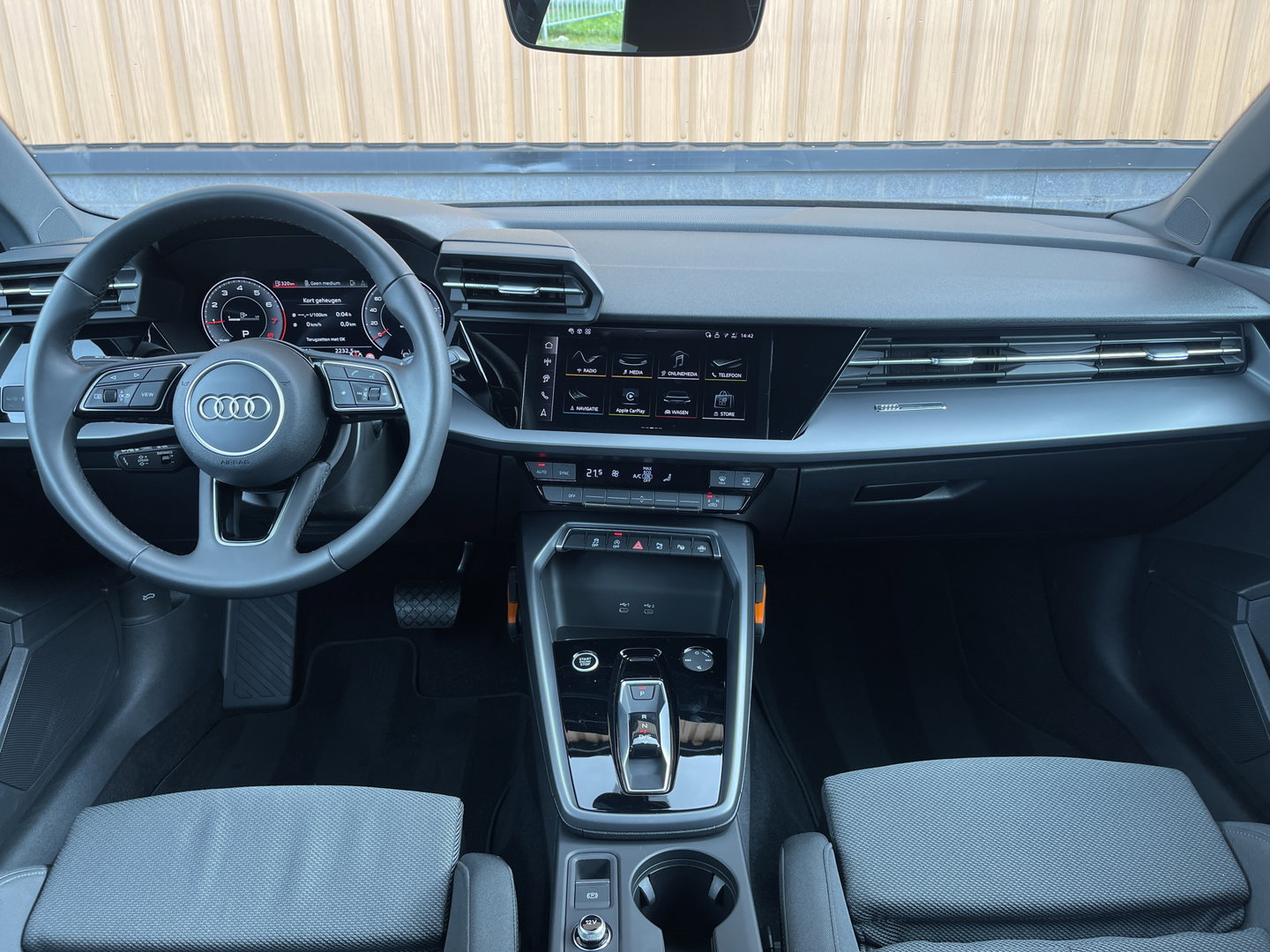 Audi A3 Sportback 30 TFSI Advanced edition | Apple Carplay | LED | Adaptieve Cruise Control | Camera | DAB+ | Navigatie | Airconditioning |