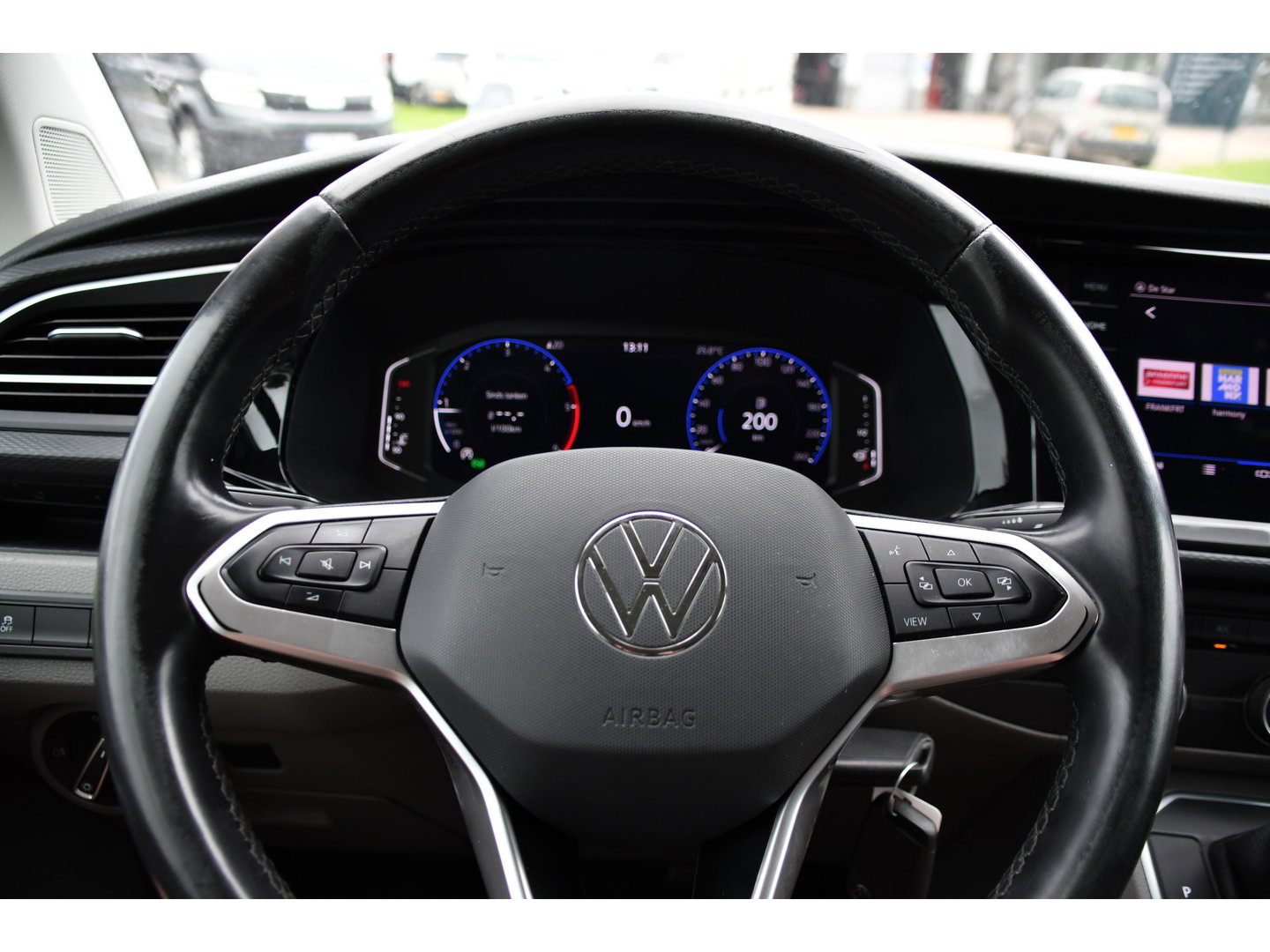 Volkswagen Transporter 2.0 TDI L1H1 30 4Motion Bulli Virtual, Camera, Carplay, 199pk, 4x4, LED, Automaat. Sensoren, Stoelverwarming, Trekhaak, Uniek!