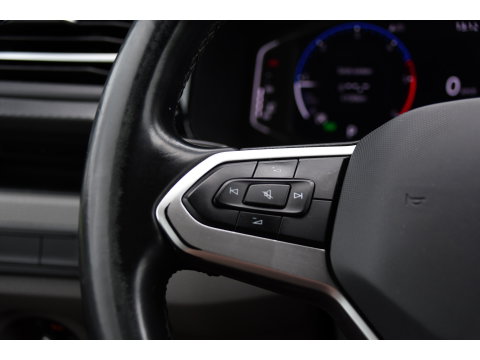 Volkswagen Transporter 2.0 TDI L1H1 30 4Motion Bulli Virtual, Camera, Carplay, 199pk, 4x4, LED, Automaat. Sensoren, Stoelverwarming, Trekhaak, Uniek!