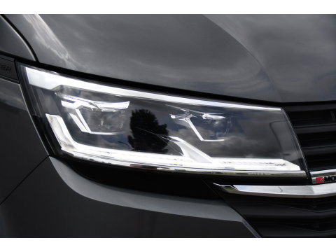 Volkswagen Transporter 2.0 TDI L1H1 30 4Motion Bulli Virtual, Camera, Carplay, 199pk, 4x4, LED, Automaat. Sensoren, Stoelverwarming, Trekhaak, Uniek!
