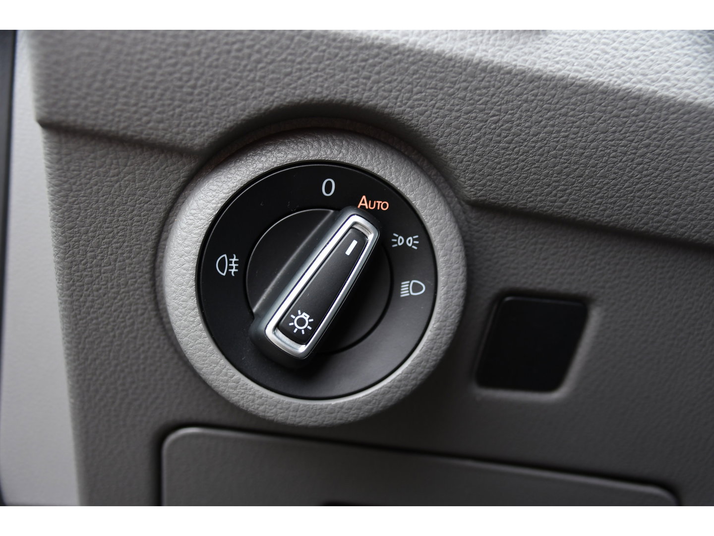 Volkswagen Transporter 2.0 TDI L1H1 30 4Motion Bulli Virtual, Camera, Carplay, 199pk, 4x4, LED, Automaat. Sensoren, Stoelverwarming, Trekhaak, Uniek!