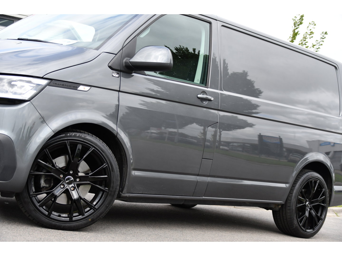 Volkswagen Transporter 2.0 TDI L1H1 30 4Motion Bulli Virtual, Camera, Carplay, 199pk, 4x4, LED, Automaat. Sensoren, Stoelverwarming, Trekhaak, Uniek!