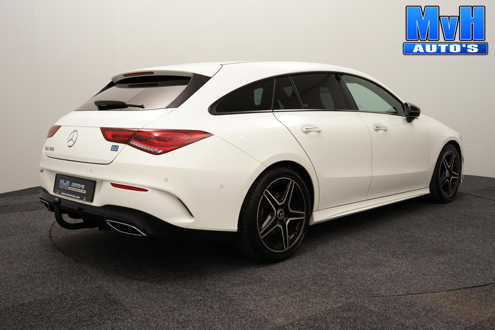 Mercedes-Benz CLA Shooting Brake 180 Business Solution AMG