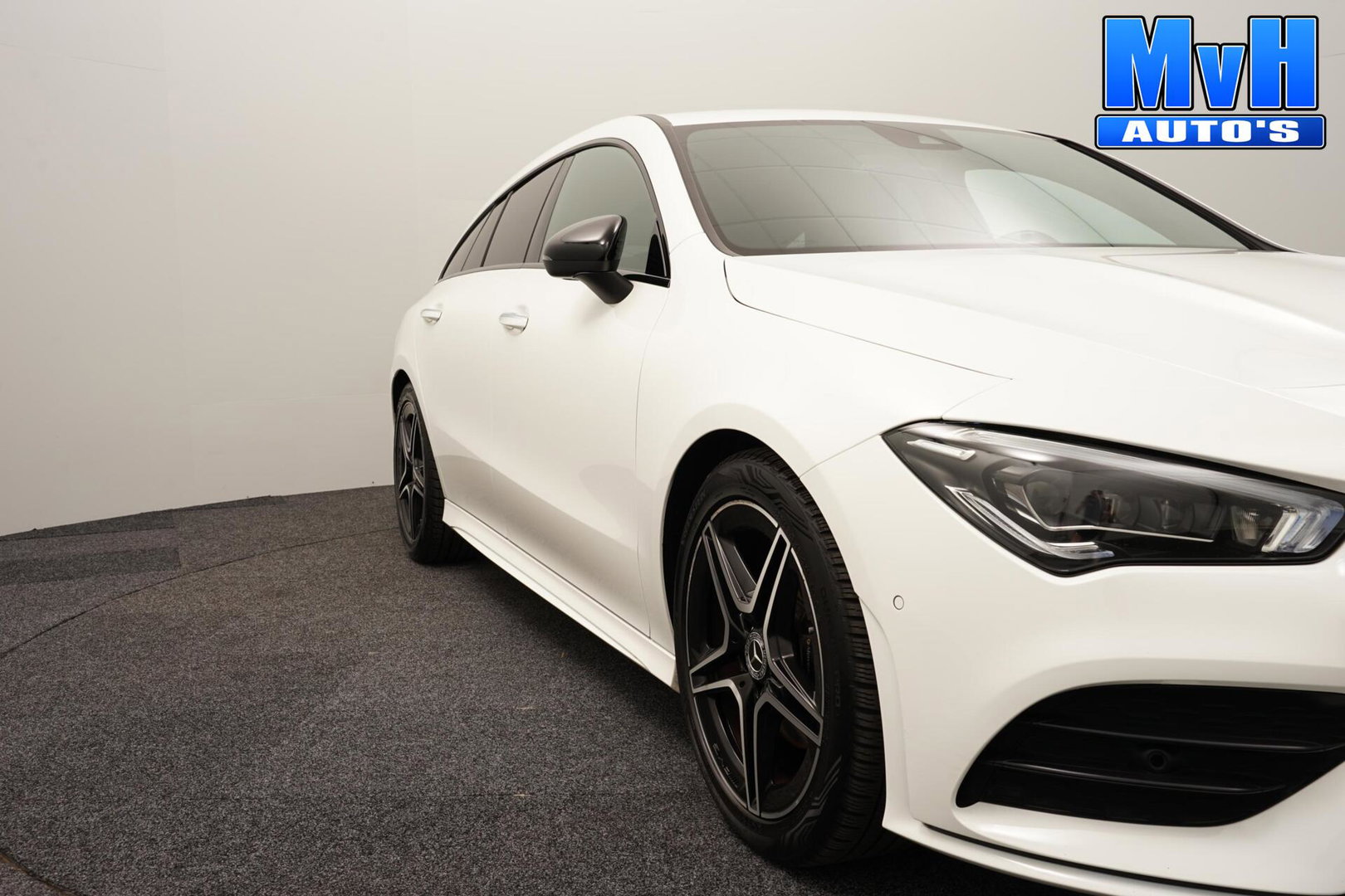 Mercedes-Benz CLA Shooting Brake 180 Business Solution AMG
