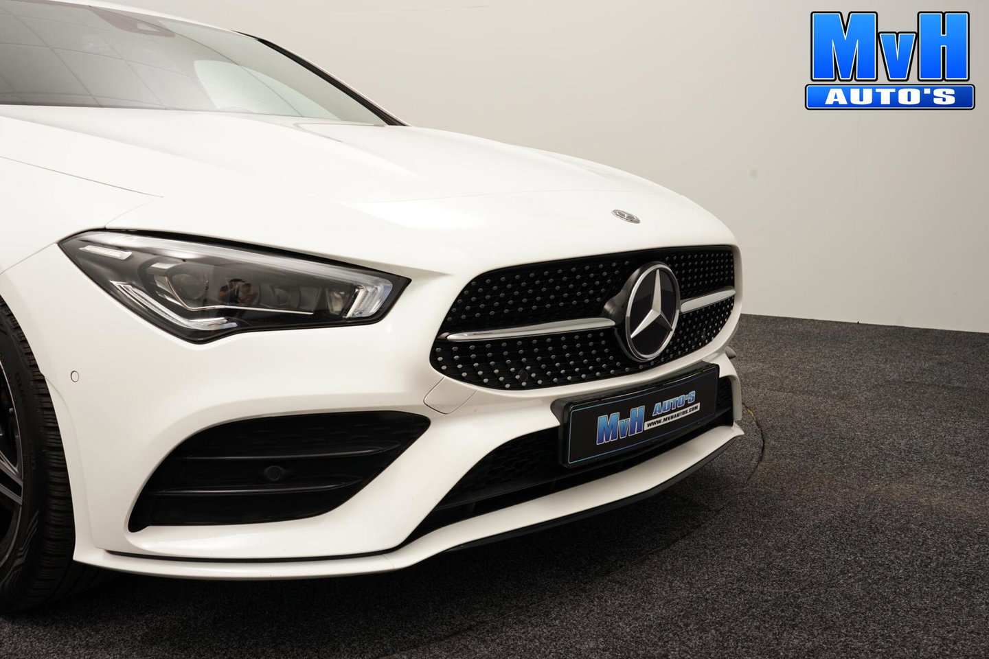Mercedes-Benz CLA Shooting Brake 180 Business Solution AMG