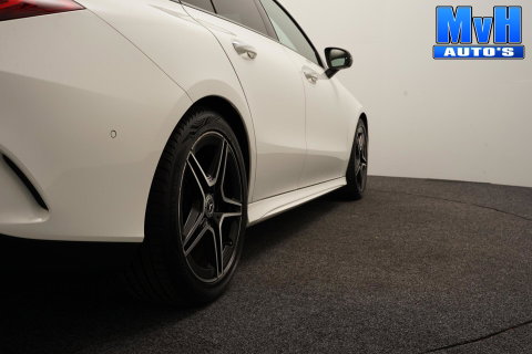 Mercedes-Benz CLA Shooting Brake 180 Business Solution AMG