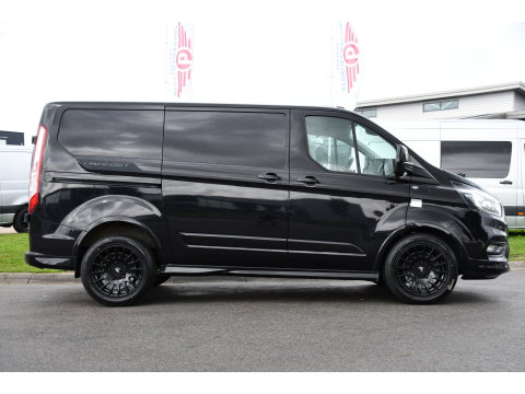 Ford Transit Custom 320 2.0 TDCI L1H1 Sport Adaptieve Cruise, Camera, Carplay, Leder, 2 x Schuifdeur, LED, Automaat, Stoelverwarming, Uniek!
