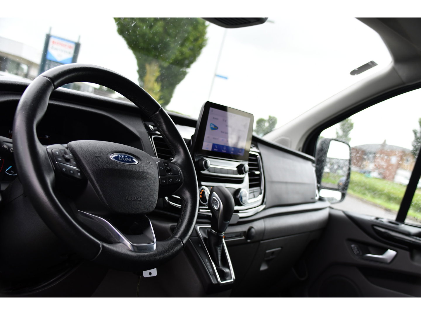 Ford Transit Custom 320 2.0 TDCI L1H1 Sport Adaptieve Cruise, Camera, Carplay, Leder, 2 x Schuifdeur, LED, Automaat, Stoelverwarming, Uniek!