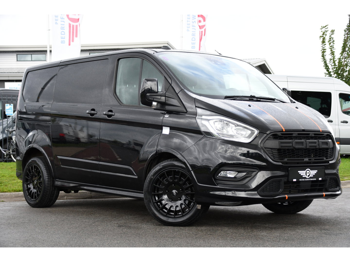Ford Transit Custom 320 2.0 TDCI L1H1 Sport Adaptieve Cruise, Camera, Carplay, Leder, 2 x Schuifdeur, LED, Automaat, Stoelverwarming, Uniek!