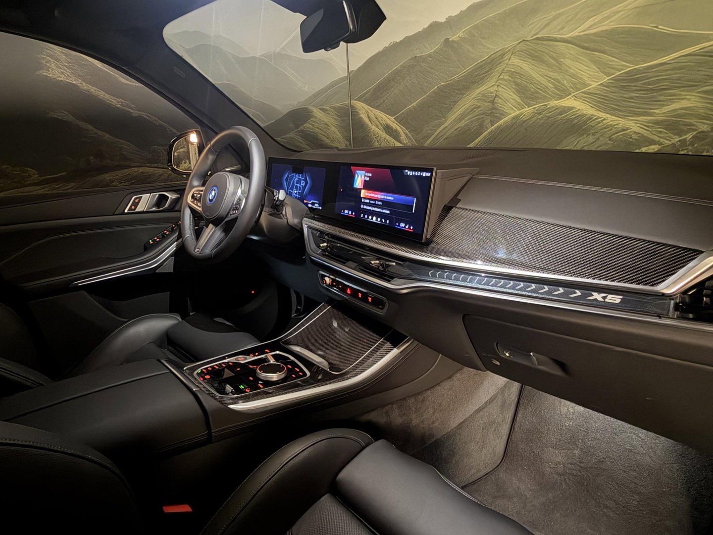BMW X5 xDrive50e M-sport l Pano l HUD l 22INCH l Trekhaak