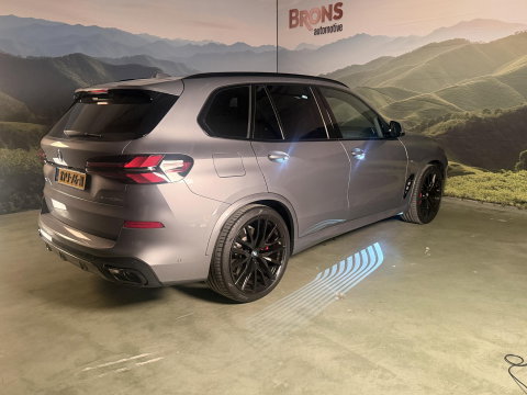 BMW X5 xDrive50e M-sport l Pano l HUD l 22INCH l Trekhaak
