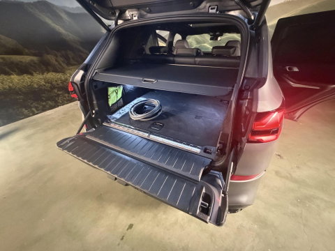 BMW X5 xDrive50e M-sport l Pano l HUD l 22INCH l Trekhaak
