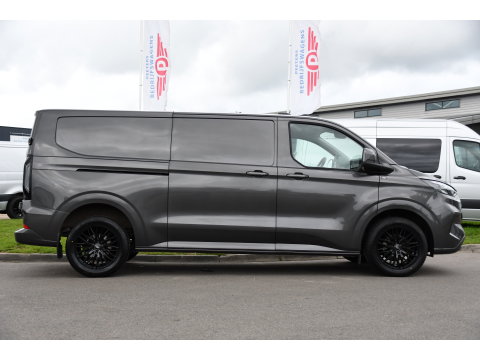 Ford Transit Custom 300 2.0 TDCI L2H1 Limited PB Edition MARGE! Adaptieve Cruise, Camera, Carplay, Stoelverwarming, Multimedia, 136pk, Automaat, Trekhaak, Uniek!