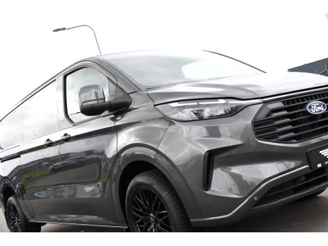 Ford Transit Custom 300 2.0 TDCI L2H1 Limited PB Edition MARGE! Adaptieve Cruise, Camera, Carplay, Stoelverwarming, Multimedia, 136pk, Automaat, Trekhaak, Uniek!