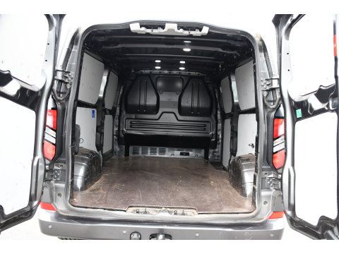 Ford Transit Custom 300 2.0 TDCI L2H1 Limited PB Edition MARGE! Adaptieve Cruise, Camera, Carplay, Stoelverwarming, Multimedia, 136pk, Automaat, Trekhaak, Uniek!