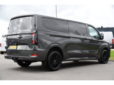 Ford Transit Custom 300 2.0 TDCI L2H1 Limited PB Edition MARGE! Adaptieve Cruise, Camera, Carplay, Stoelverwarming, Multimedia, 136pk, Automaat, Trekhaak, Uniek!