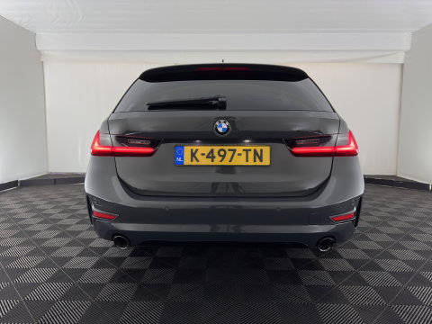 BMW 3 Serie Touring 330e High Executive (Plug-in) {SoH-91%} (INCL.BTW) Aut. *LEATHER | FULL-LED | HEATED-SPORTSEATS | HIFI-SOUND | NAVI-FULLMAP | DAB+ | DIGI-COCKPIT | PRIVACY-GLASS | AMBIENT-LIGHT | ECC | PDC | CRUISE | 19-ALU*