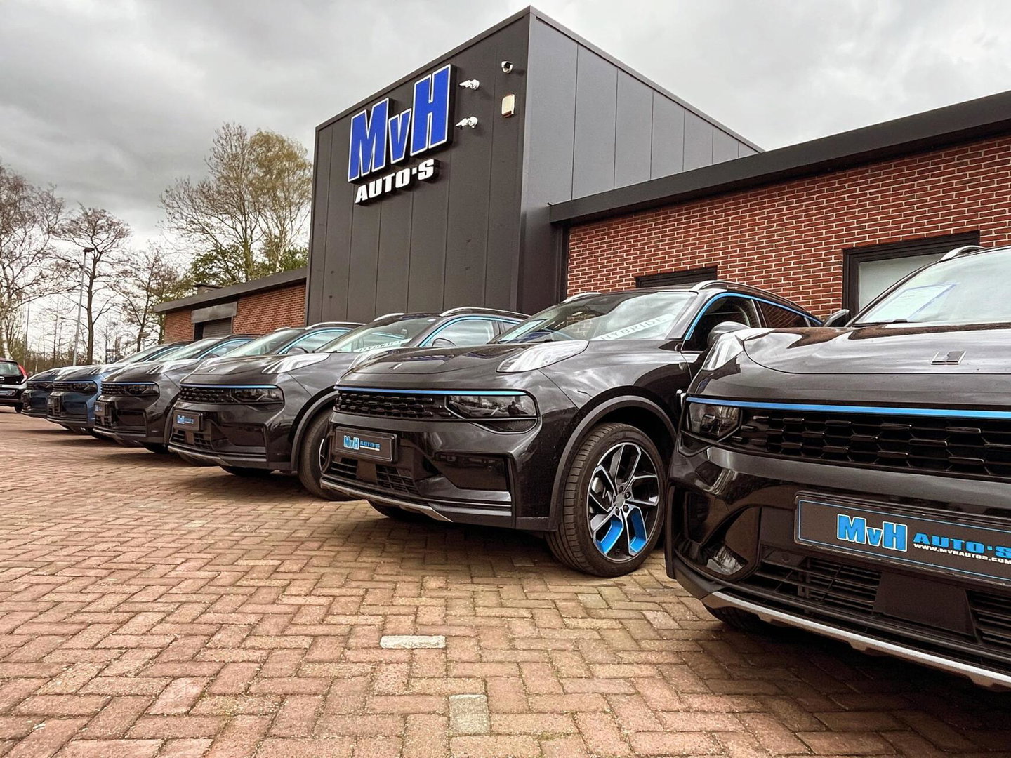 Lynk & Co 01 1.5 PHEV|ZWARTE.HEMEL|TREKH|SOH95%|360ºCAM|PANO