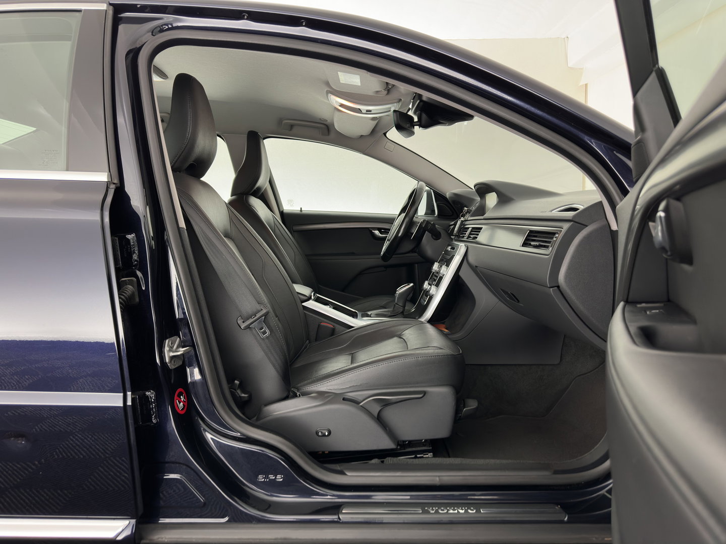 Volvo S80 2.0 D4 Summum Aut. *LEATHER | XENON | MEMORY-PACK | NAVI-FULLMAP | SHIFT-PADDLES | ECC | PDC | CRUISE | 16''ALU | TOWBAR*