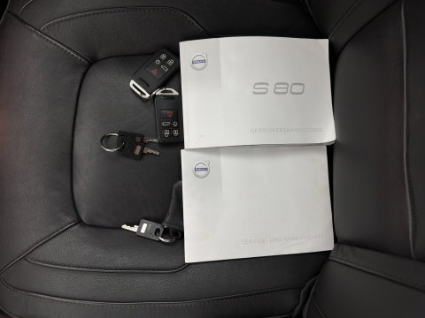 Volvo S80 2.0 D4 Summum Aut. *LEATHER | XENON | MEMORY-PACK | NAVI-FULLMAP | SHIFT-PADDLES | ECC | PDC | CRUISE | 16''ALU | TOWBAR*
