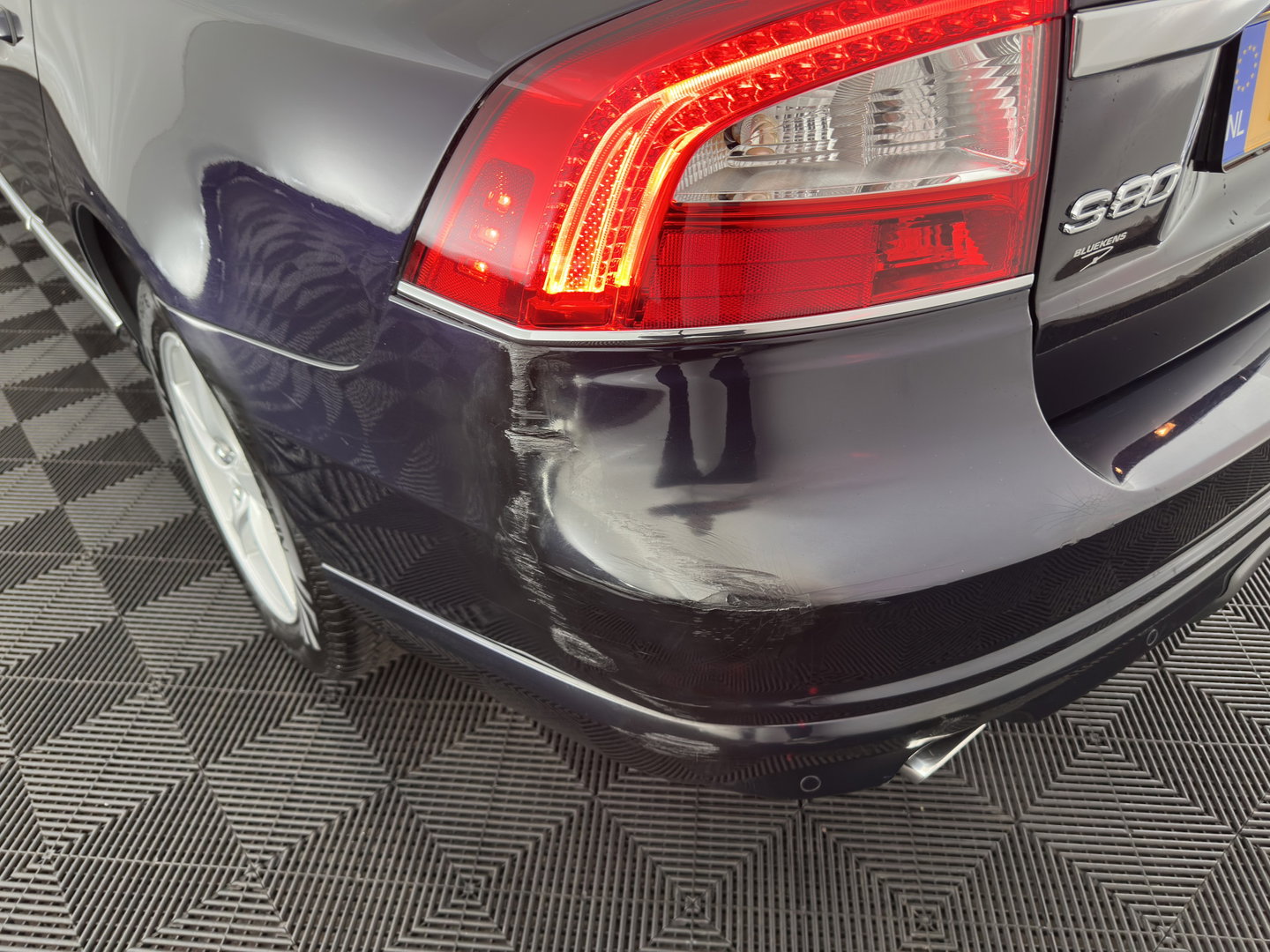Volvo S80 2.0 D4 Summum Aut. *LEATHER | XENON | MEMORY-PACK | NAVI-FULLMAP | SHIFT-PADDLES | ECC | PDC | CRUISE | 16''ALU | TOWBAR*