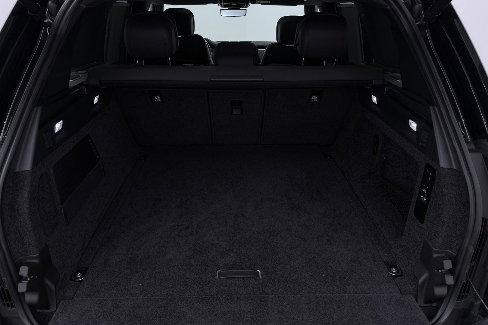 Land Rover Range Rover 3.0 D350 HSE Autobiography MHEV | Luchtvering | Panoramadak | Meridian 3D | 360° Camera | Koelbox | Stoelventilatie | 23 Inch