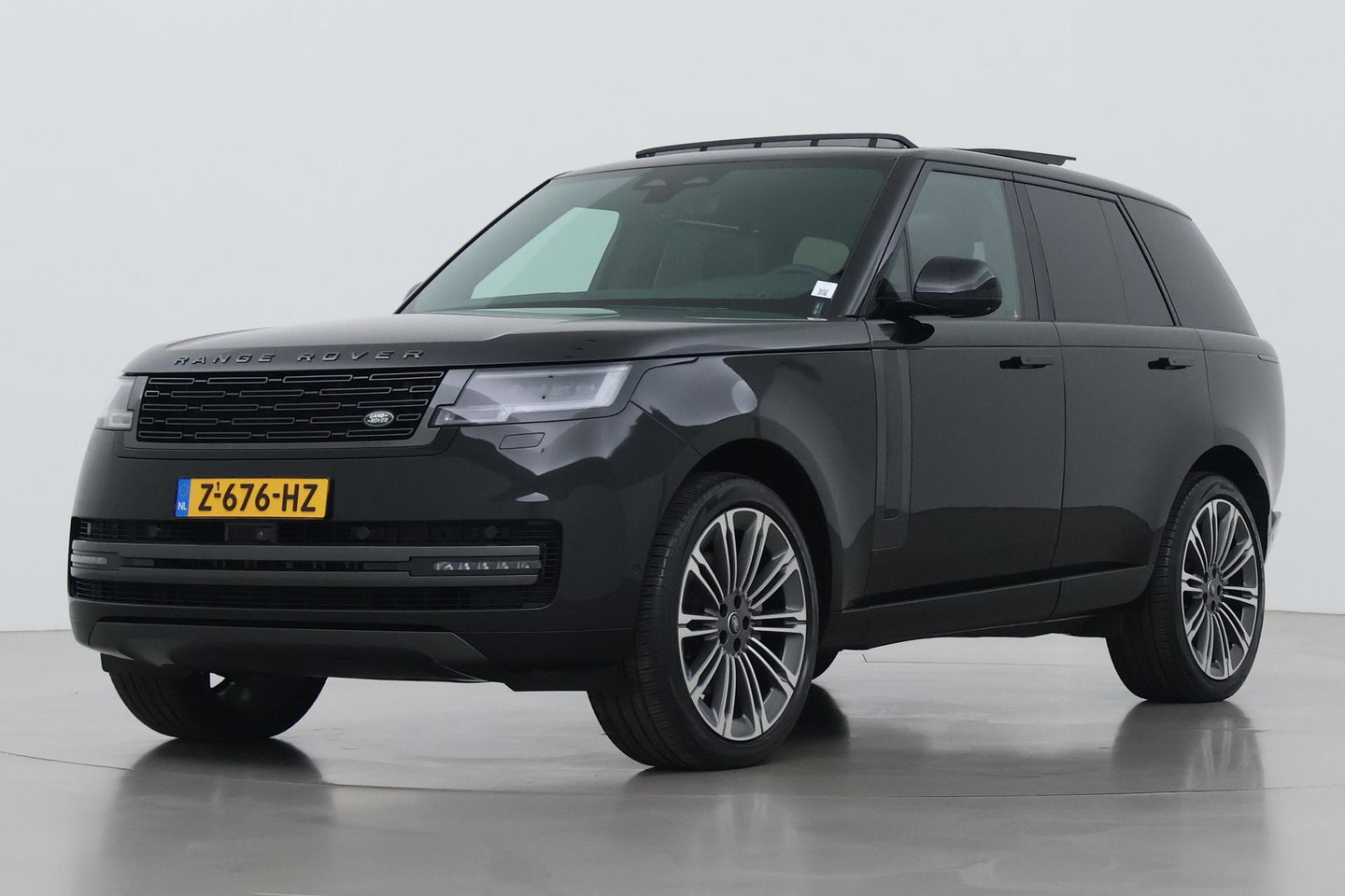 Land Rover Range Rover 3.0 D350 HSE Autobiography MHEV | Luchtvering | Panoramadak | Meridian 3D | 360° Camera | Koelbox | Stoelventilatie | 23 Inch