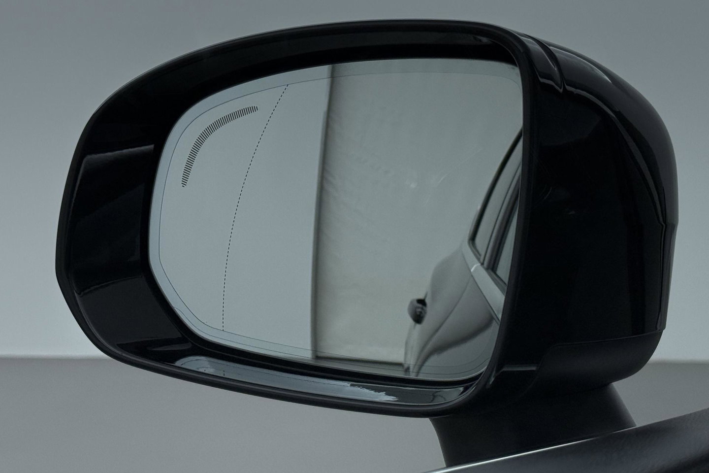 Volvo XC60 2.0 B5 Inscription | 360-camera | Trekhaak | BLIS | Leder