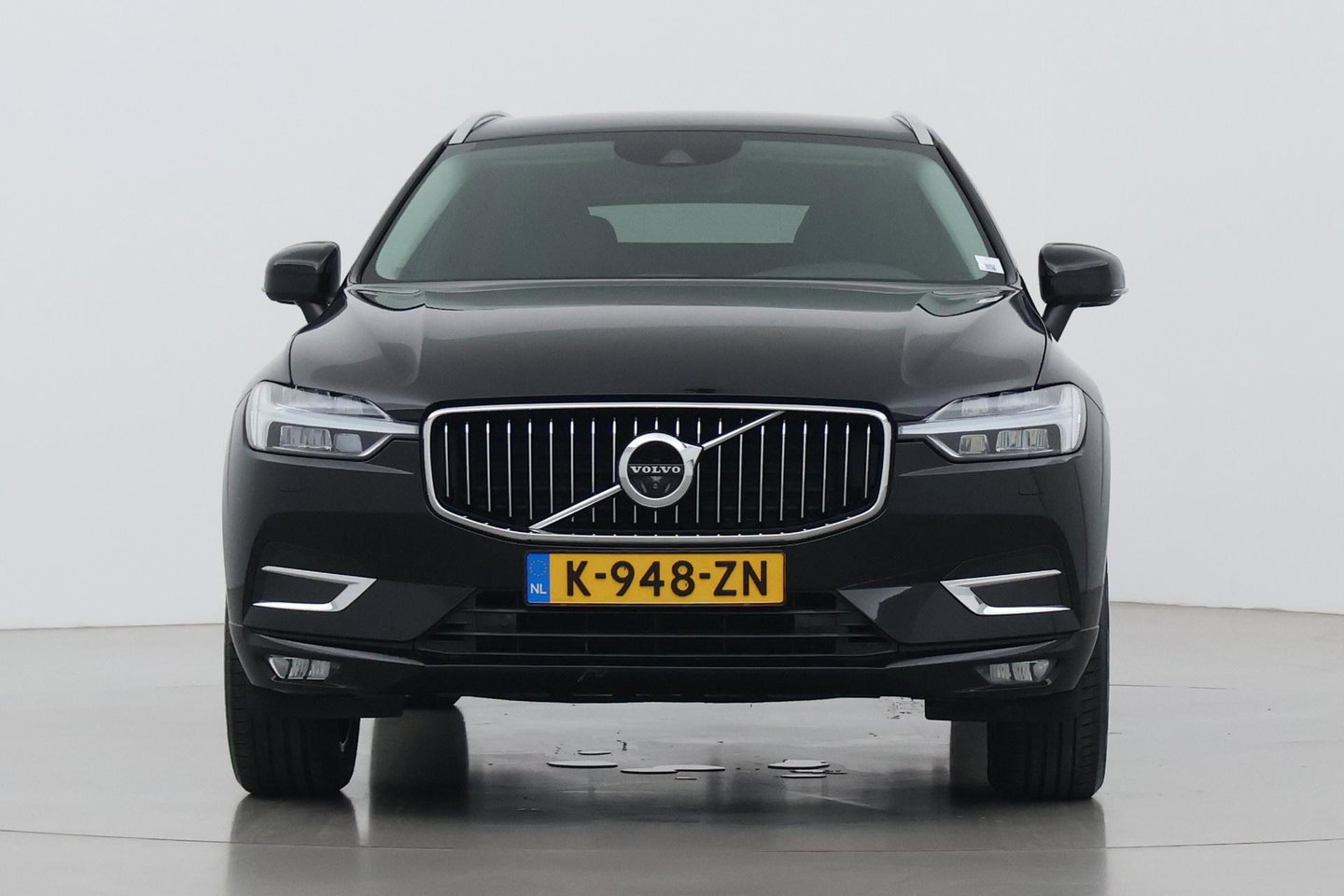 Volvo XC60 2.0 B5 Inscription | 360-camera | Trekhaak | BLIS | Leder