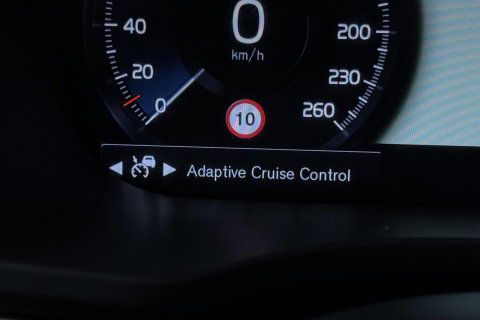 Volvo XC60 2.0 B5 Inscription | 360-camera | Trekhaak | BLIS | Leder