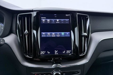 Volvo XC60 2.0 B5 Inscription | 360-camera | Trekhaak | BLIS | Leder